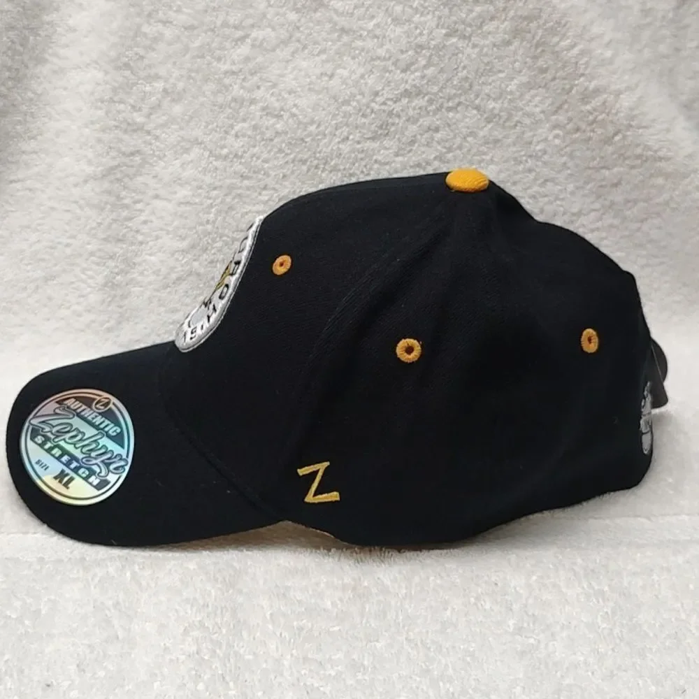 Zephyr Pittsburgh Penguins XL Stretchfit Hat - New